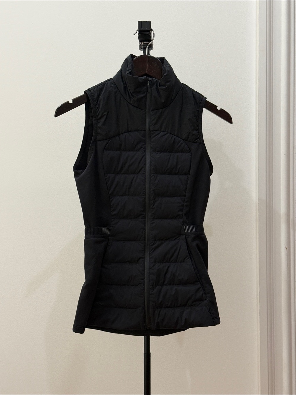Lululemon Down For It All Women's Black Quilted  Vest